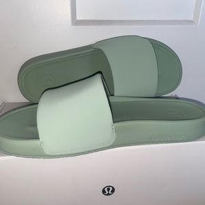Lululemon Slides Size 8 W